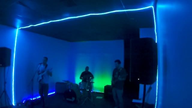 El Astronauto - Brave as a noun (AJJ Cover) 2 6 16 смотреть онлайн