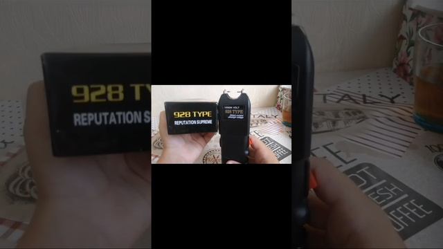 распоковка шокера! Unpacking the stun gun! смотреть онлайн