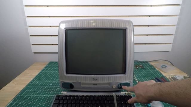 iMac G3 Rev. A Project (Disassembly and Problems) смотреть онлайн