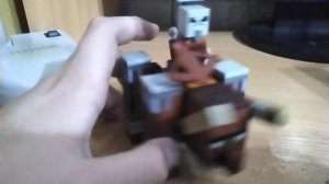 разоритель и лидер патруля из лего майнкрафта