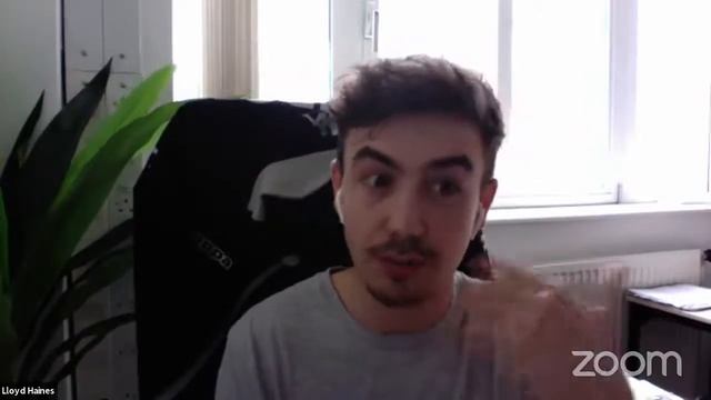 Monetising Your Hobby: Using Social Media to launch your start-up with Lloyd Haines | Keynote смотреть онлайн