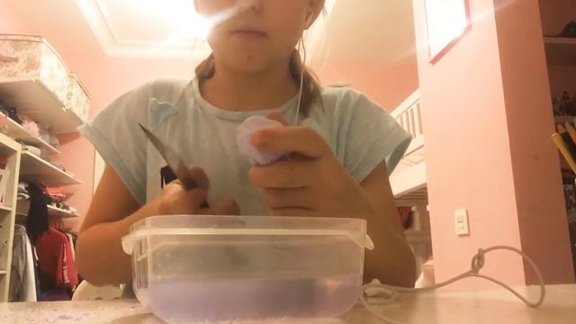 Режу бомбочки для ванны/ASMR смотреть онлайн