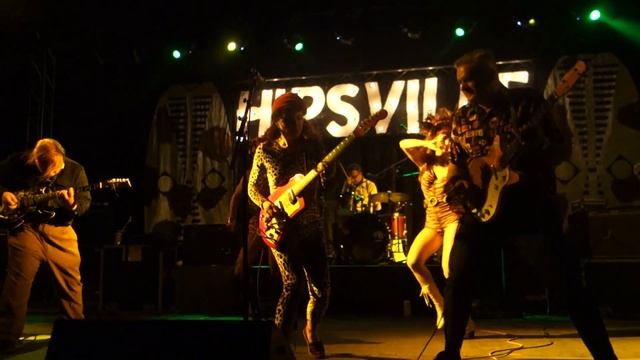 Chrome Reverse at Hipsville 2018 (3) смотреть онлайн