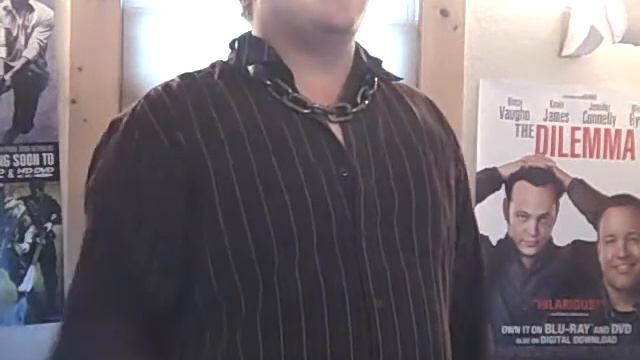 Who do you like better the nostalgia critic of the nostalgia chick. смотреть онлайн