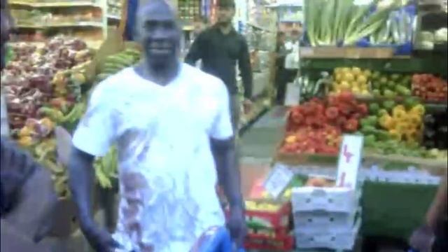 MAN EATS PEPPER AND DIES ON CAMERA смотреть онлайн