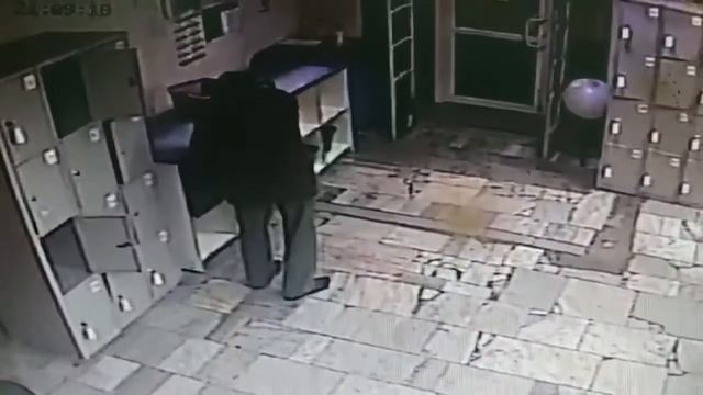 Житель Кличева похитил из магазина пакет с продуктами питания на более чем 100 рублей