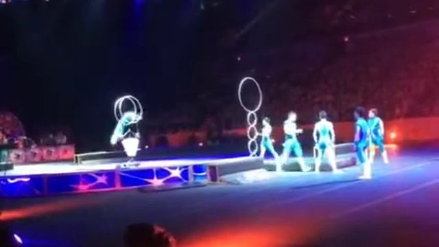 Circus hoop jump смотреть онлайн