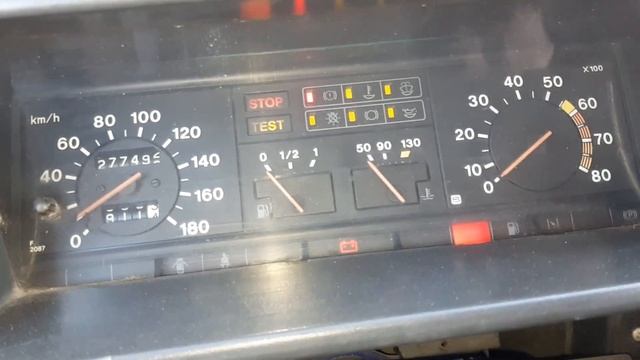 ВАЗ 21099 - Замена блока предохранителей (старого образца) смотреть онлайн