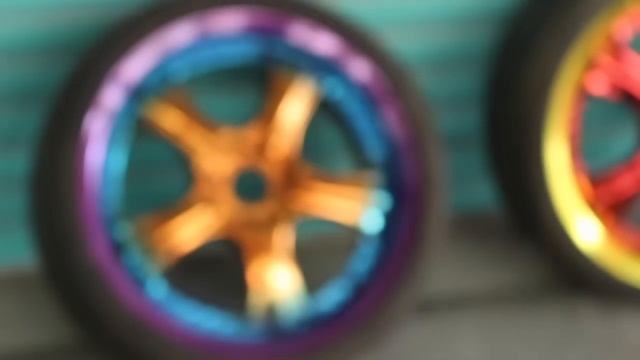 How to Color your Chrome with spray cans DIY смотреть онлайн