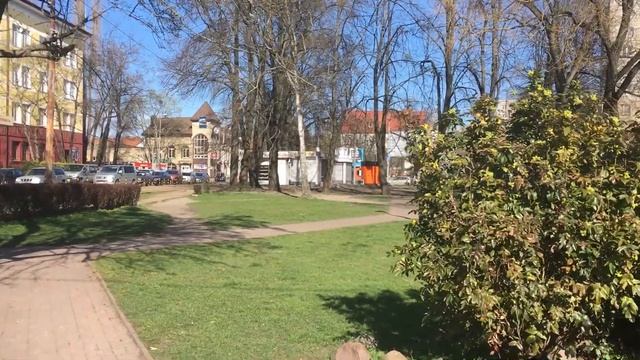 94/366🔆 Люди устали сидеть дома! смотреть онлайн