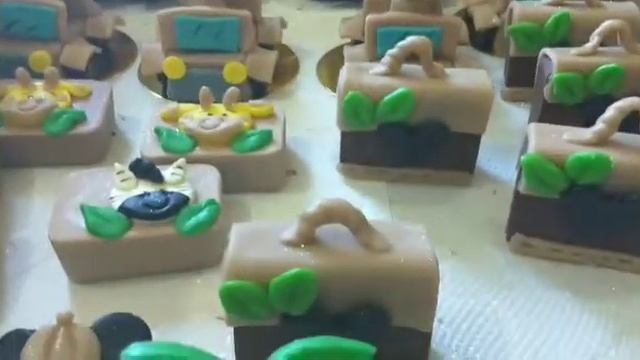 TEMA: MICKEY SAFARI смотреть онлайн