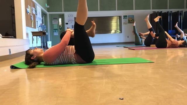 Yoga For Singers with Marissa Bloom Week 40: Core Articulation Part 2 смотреть онлайн