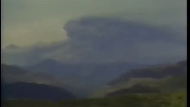 Eruptions of Mount Saint Helens смотреть онлайн
