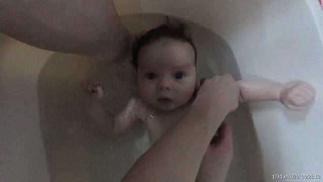 Димася принимает ванну смотреть онлайн