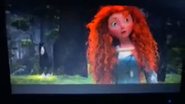 Brave Merida Takes Off (DVS) US смотреть онлайн