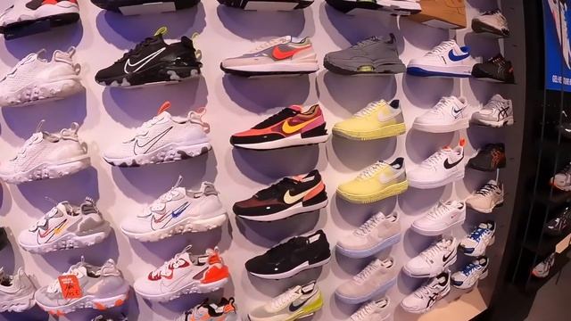 5 COISAS EM PARIS QUE VOCÊ PRECISA SABER - GOLPES, COMPRAS, HOTEL BARATO, OUTLET E RESTAURANTES смотреть онлайн