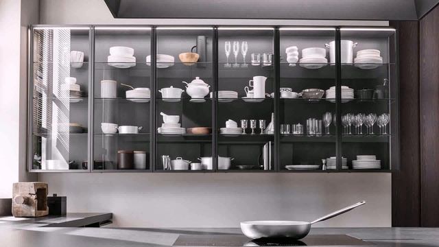 Kitchen With Glass Shelf смотреть онлайн