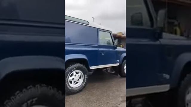 Land Rover Defender 2.5 90 Hard-Top TD5 120 BHP No Vat Blue 2000 смотреть онлайн