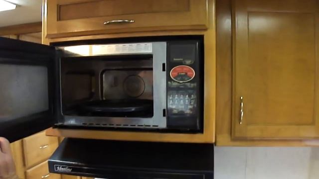 1996 Safari Trek 2830 смотреть онлайн