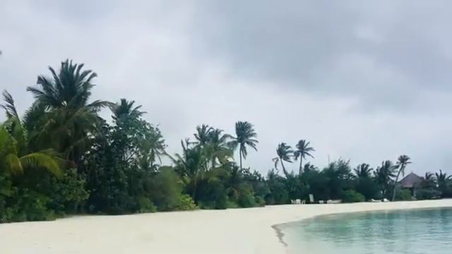 Maldives (Safari Island Resort) смотреть онлайн