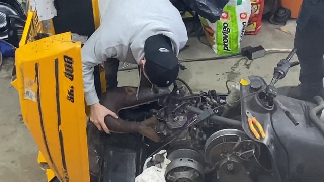 Safari 377 - '88 Engine Swap 700cc смотреть онлайн