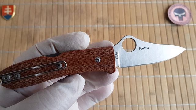 Spyderco SpyOpera Micarta