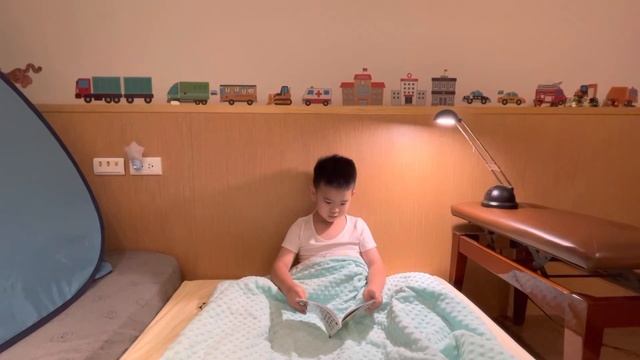 （5 yrs 4 mo) Jia-Chen Story Time No 217: Mr. Brave смотреть онлайн