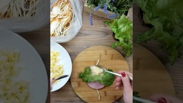 Потрясающие рулетики к праздничному столу⠀