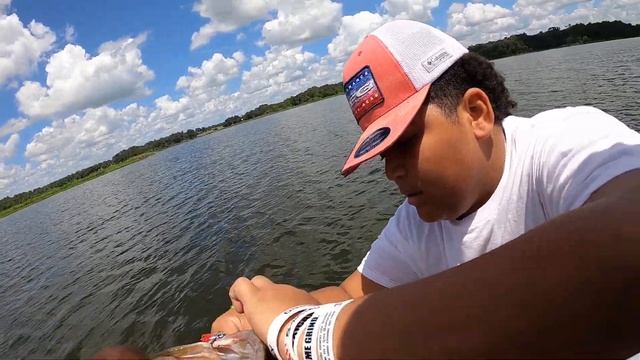 Spending time with Nephew Off the chrome black back lipless crank bait 7 lbs. 82 oz. stay Tuned 💯🔔 смотреть онлайн