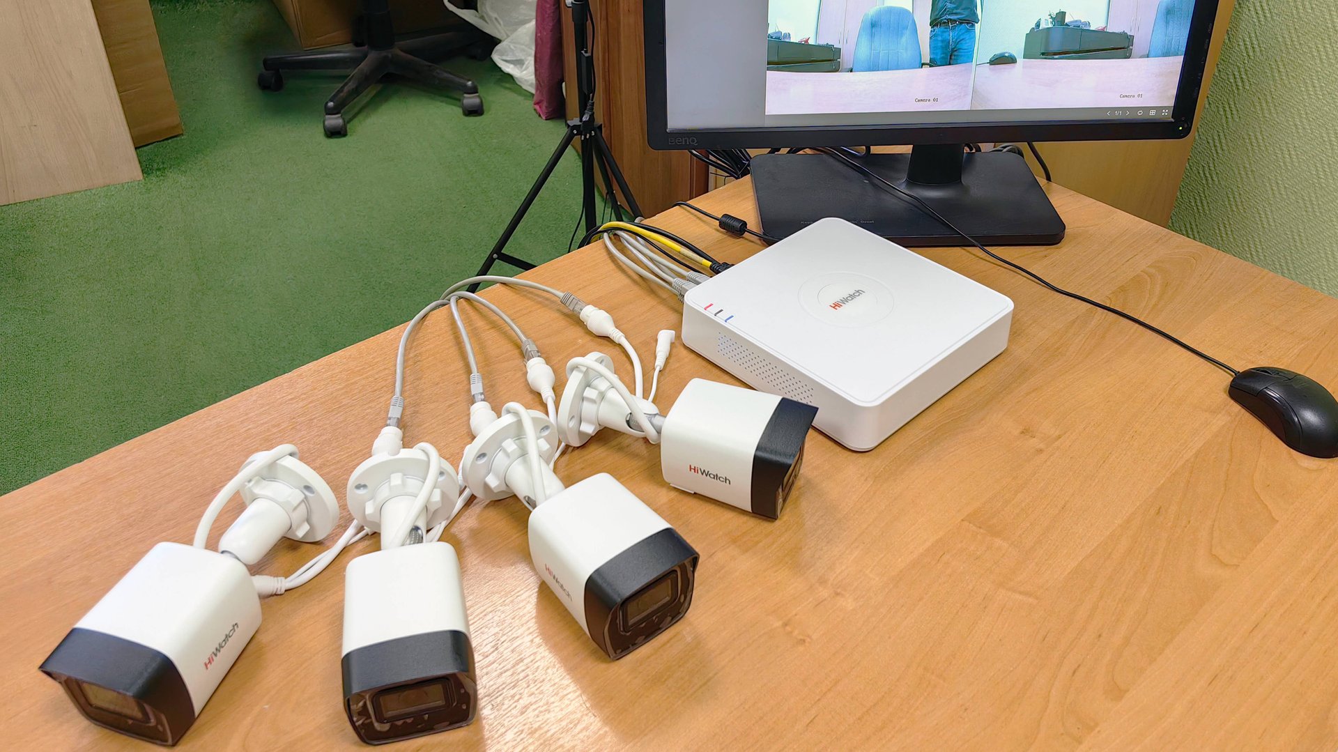 Авито комплект DS-N204P(C) + 4x DS-i400(D)