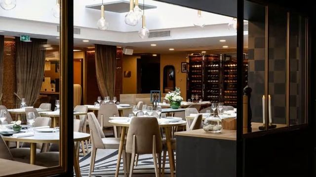 Niepce Paris, Curio Collection By Hilton, Paris, France смотреть онлайн