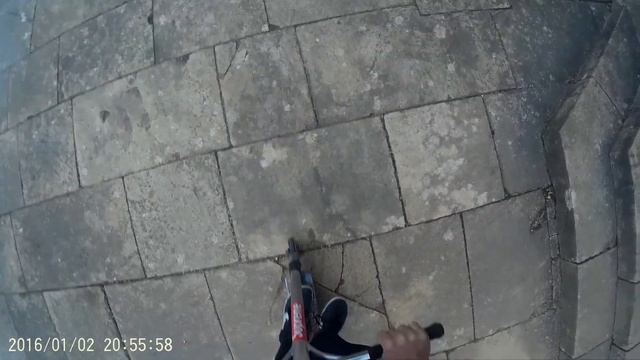 Learning Tricks On a Scooter (MGP VX7 team edition neo chrome) смотреть онлайн