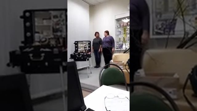 Встреча в офисе. Осанка и дыхание. Значение для здоровья и фигуры смотреть онлайн