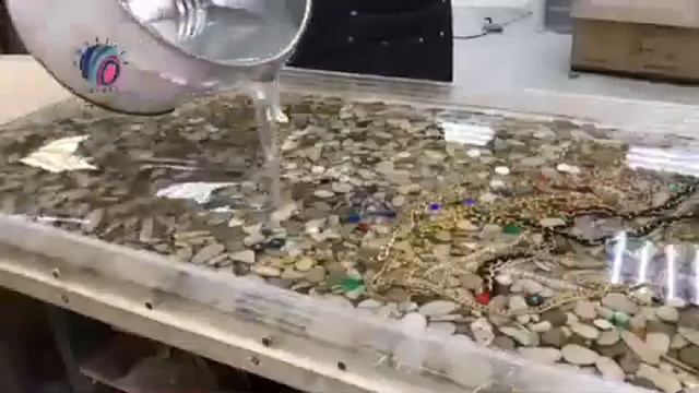 Интересная столешница, стол из смолы