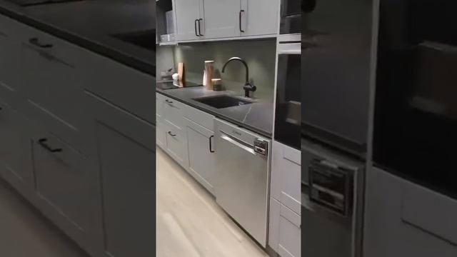 Modern Kitchen смотреть онлайн