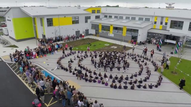 Gaelscoil na Mí Oscailt Oifigiúil смотреть онлайн