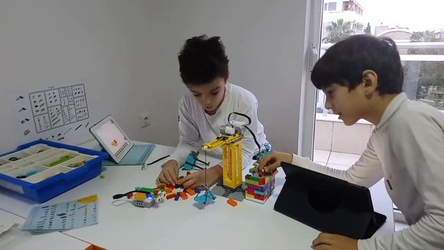 Fll jr (Arhan) Robotik ve Kodlama Lego Wedo 2.0 смотреть онлайн