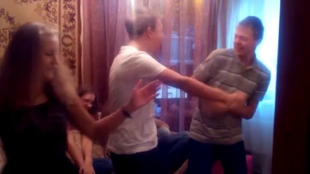 Just Dance 2014 или как мои друзья танцуют #1 смотреть онлайн