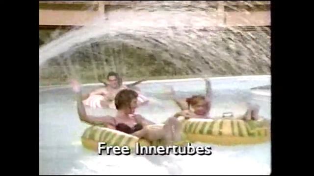 Holiday World and Splashin' Safari Commercial (1995) смотреть онлайн