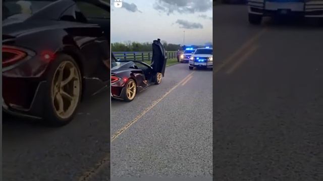 lambogni car vs police cars new motivational video смотреть онлайн
