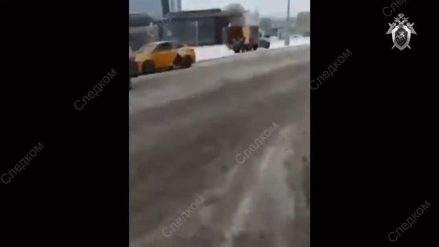 В Москве таксист прижал руку полицейского стеклоподъемником и протащил сотрудника полиции так по до смотреть онлайн