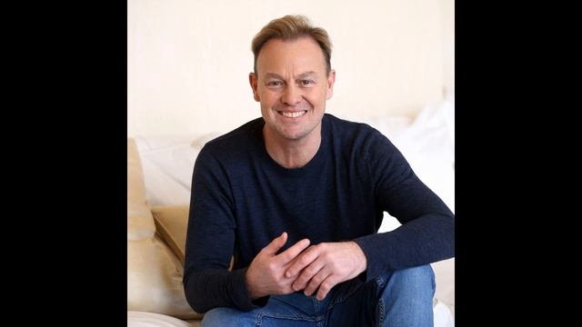 Neighbours' Jason Donovan teases possible Kylie reunion in finale смотреть онлайн