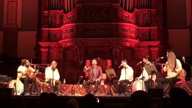 Sami Yusuf live in Reading- Hasbi Rabbi afghani farsi Mola Mahmad jan смотреть онлайн