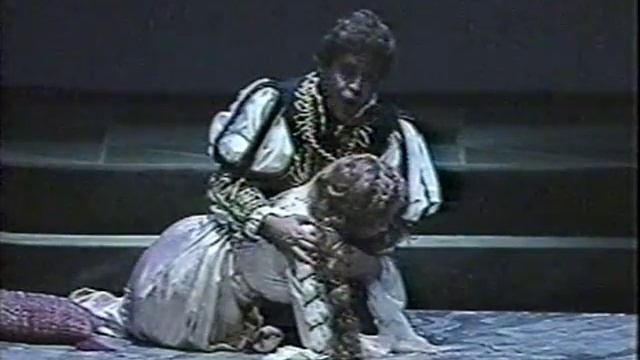 C. Gounod ROMEO ET JULIETTE "Roméo!...." Finale dell'Opera смотреть онлайн