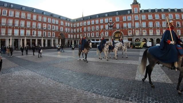Madrid Travel , Spain 🇪🇸 Palacio Real de Madrid , Plaza Mayor , Opera , Sol , Mercado San Miguel смотреть онлайн