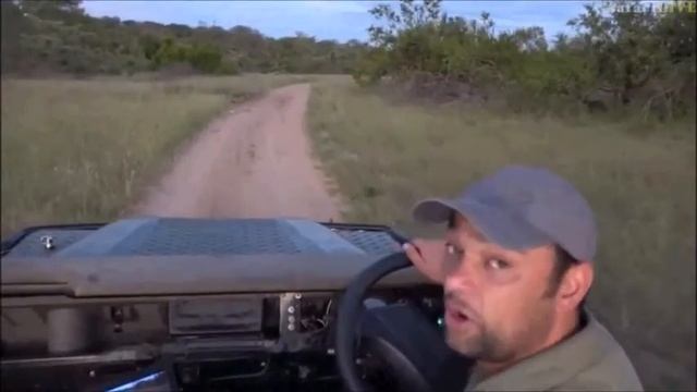 Safari Live : Byron tell's us a really bad joke about James ( Funny ) Jan 25, 2017 смотреть онлайн