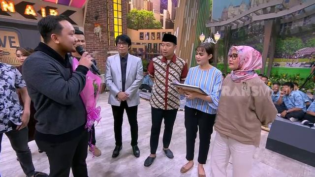 Rina Digombalin Orang ini Didepan Ibunya | Opera Van Java (06/10/18) 3-5 смотреть онлайн