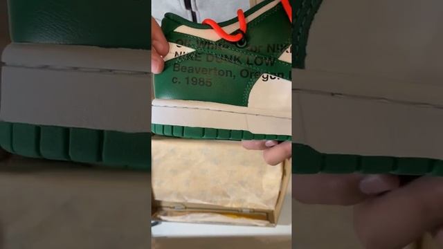 OFF WHITE PINE GREEN DUNKS FROM FIRESNKR.RU | REVIEW смотреть онлайн