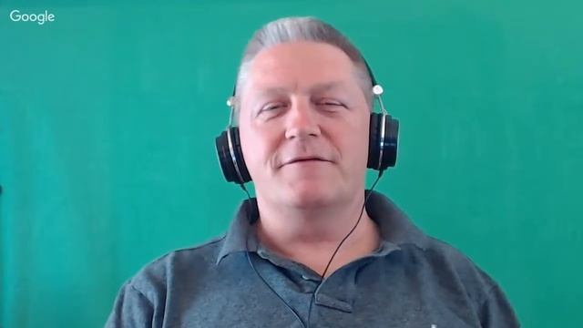 The Ascending Growth of Podcasting - Beyond Social Media Show 226 смотреть онлайн