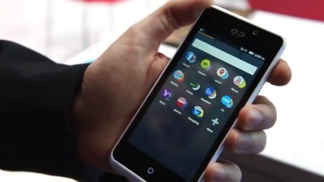 Geeksphone Peek [Firefox OS phone][Hands-on][MWC 2013][HD] смотреть онлайн